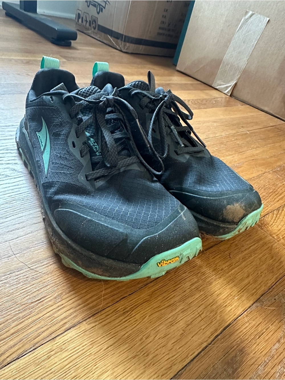 Altra Lone Peak Women's Black/Mint Trail Running Shoes